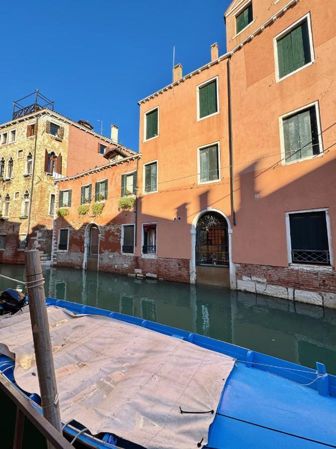 Ca Penini - Canal View Veneţia Exterior foto